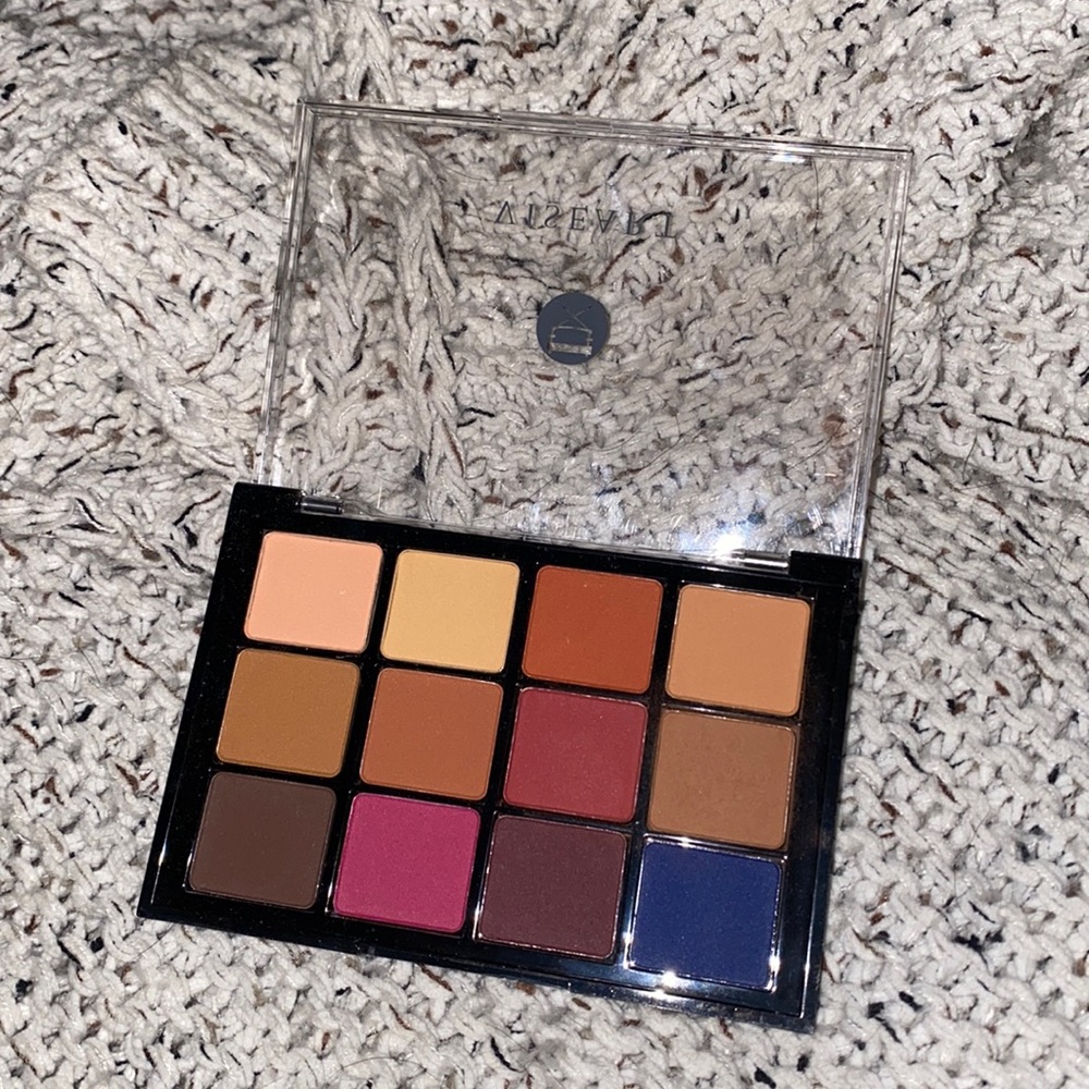Viseart Neutral Matte Eyeshadow Palette- Brand New. Never Used.